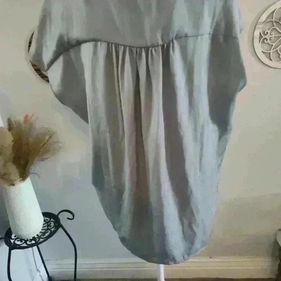 Banana Republic shimmery Chevron party top size medium #132 - Picture 2 of 2